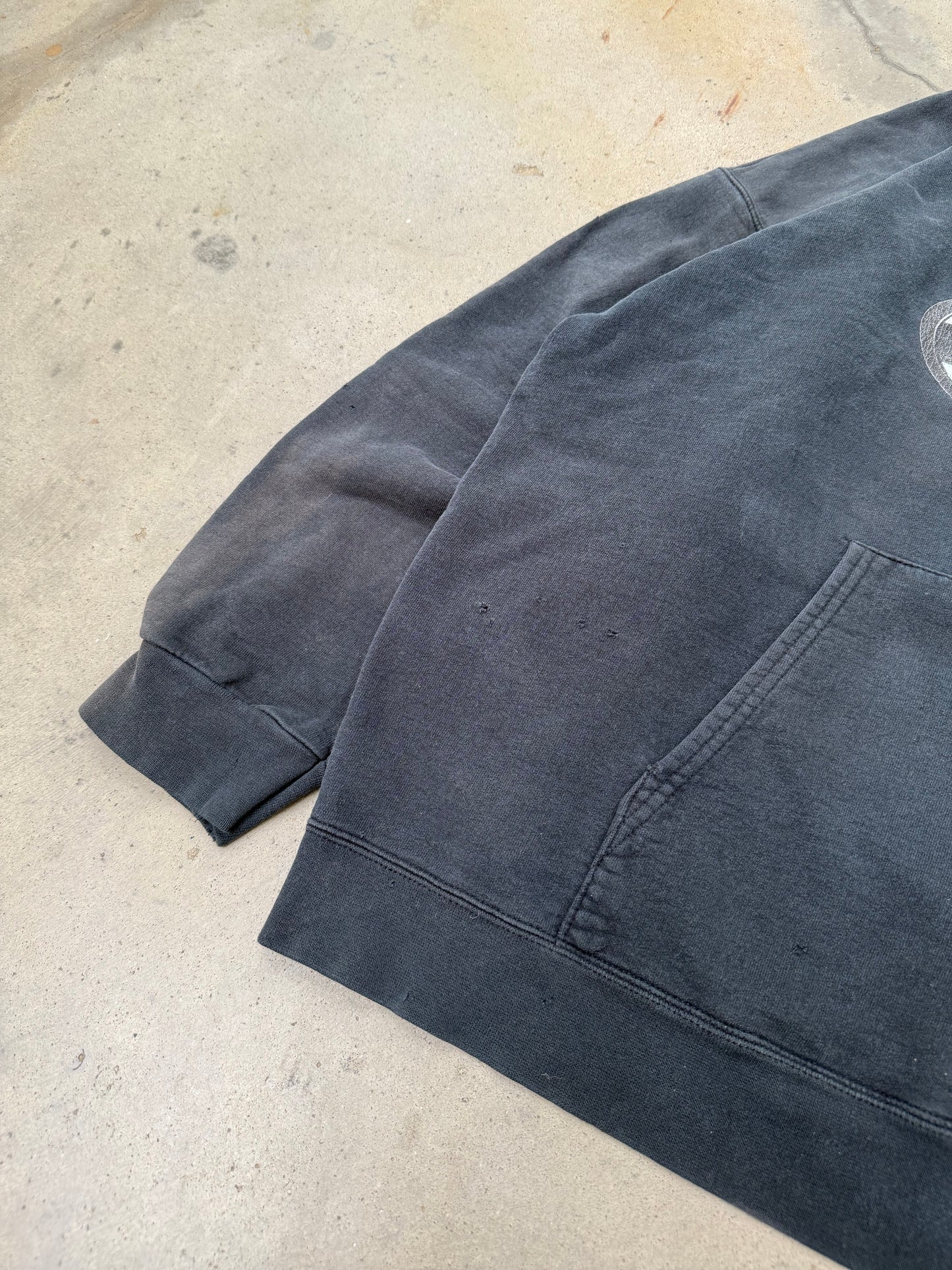 2000s Mack Trucks Boxy Faded Hooded Sweatshirt - XXL