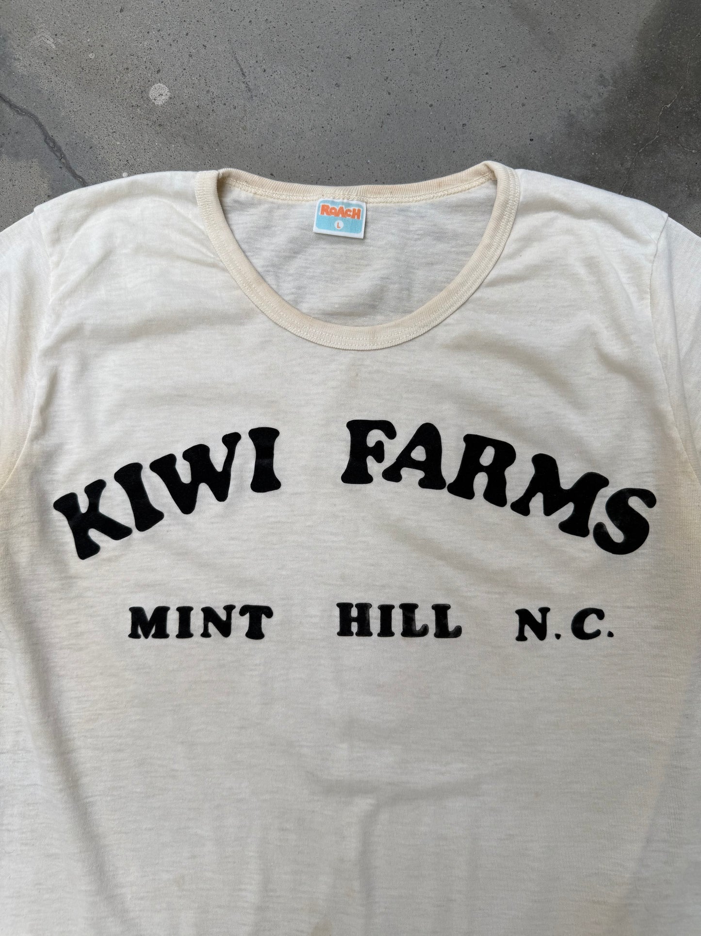 1980s Kiwi Farms Tee - L