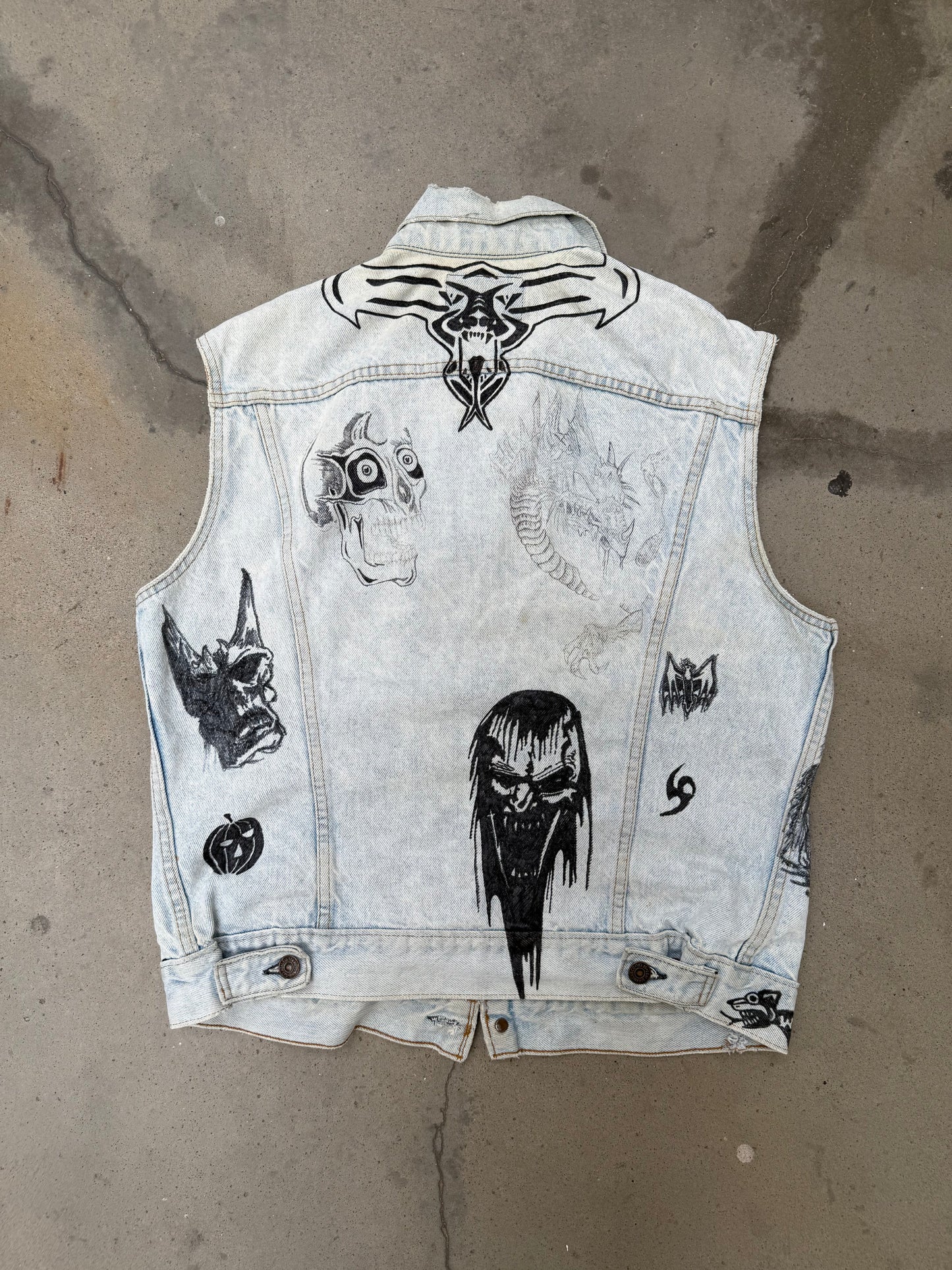 1980s Levis Hand Drawn Punk/Grunge Art Denim Vest - M