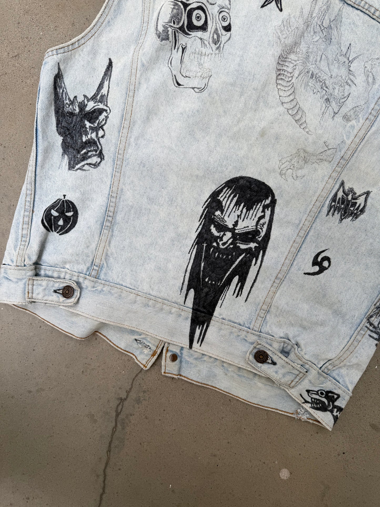 1980s Levis Hand Drawn Punk/Grunge Art Denim Vest - M