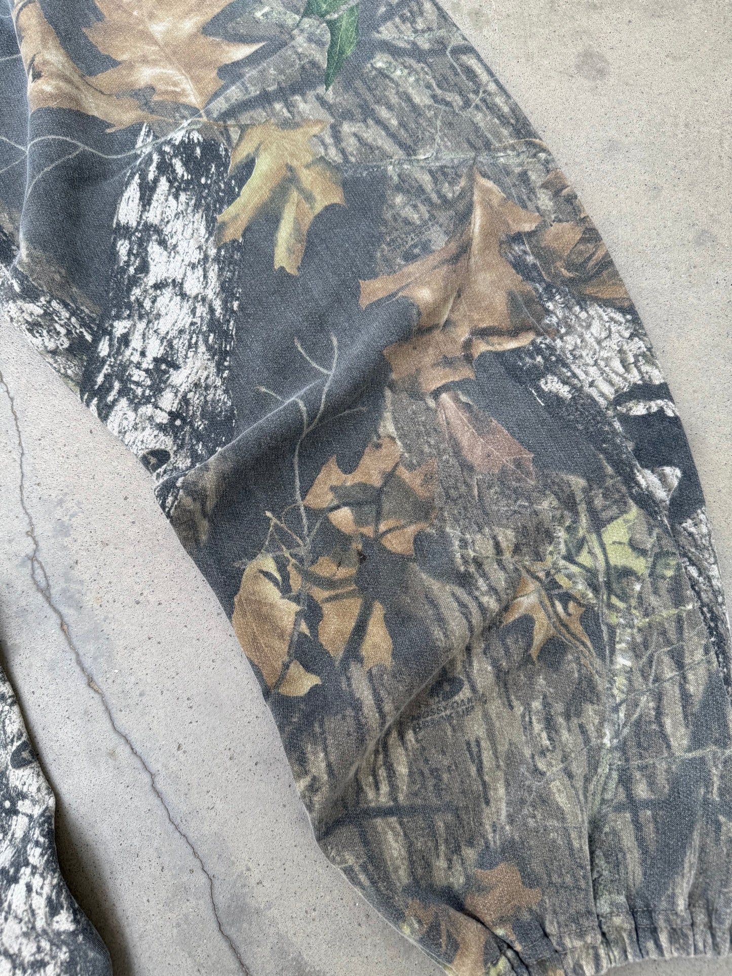1990s Real Tree Camo Sweatpants - XL