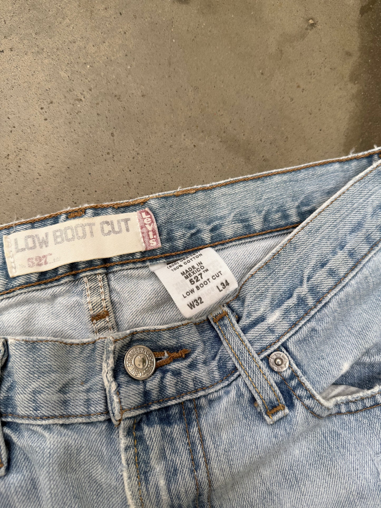 2000s Levis 527 Distressed & Repaired Bootcut Jeans - 32X34
