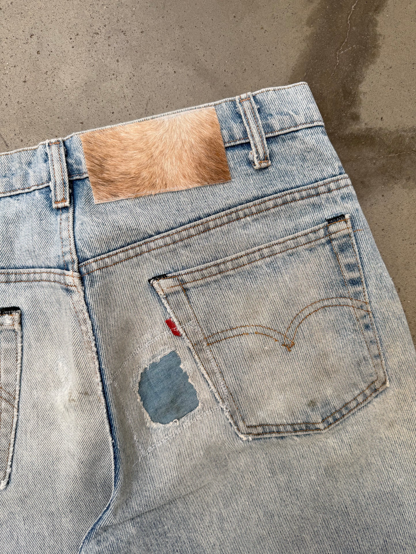 1970s Levis 517 Distressed & Faded Bootcut Jeans - 32X31