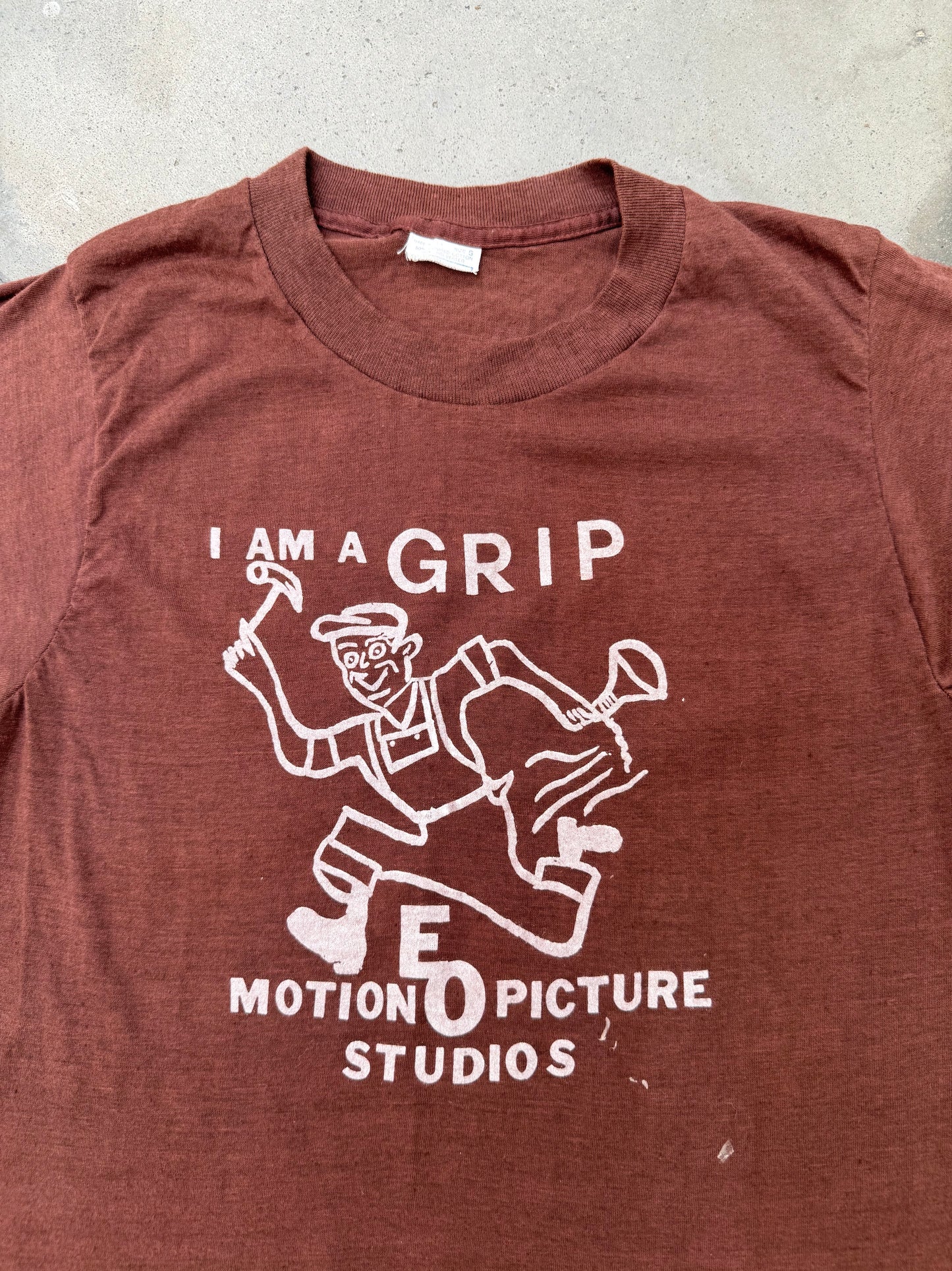 1970s I'm A Grip Film Tee - S