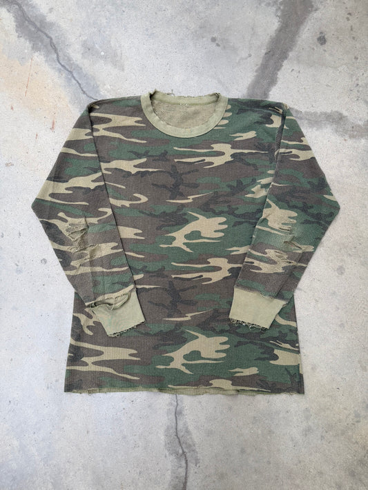 1980s Distressed Camo Waffle Knit Thermal Shirt - L