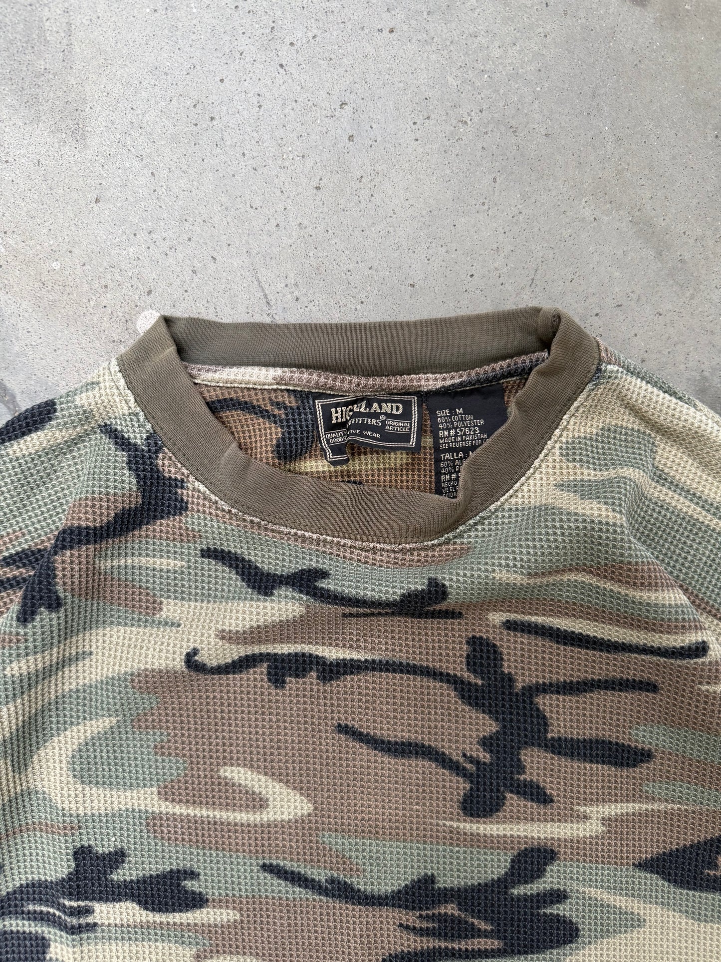 1990s Camo Waffle Knit Thermal Shirt - L
